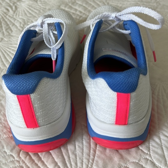 Skechers woman’s Skech-Air Extreme 2.0 Classic Vibe sneaker in size 7.5 - Picture 2 of 7